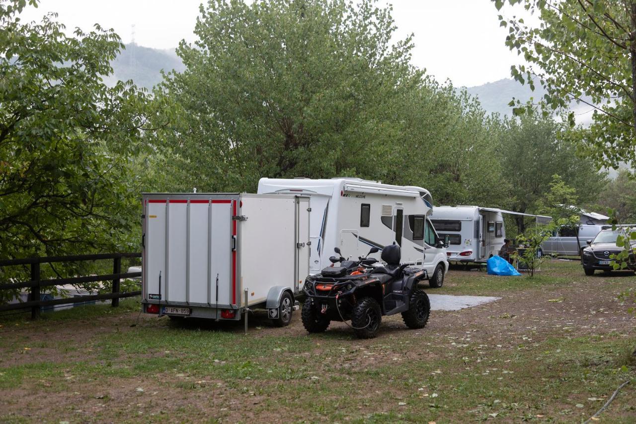 Camping Alta Ribagorca El Pont de Suert Bagian luar foto